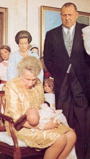 Felipe_at_his_baptism_with_grandmother_Victoria_Eugenia_1.JPG