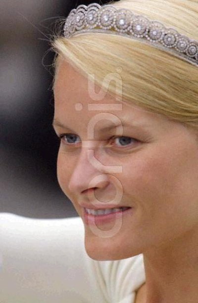 2001_08_25___Portrait_of_Mette_Marit_Tjessem_Hoeiby__wife_of_Prince_Haakon_of_Norway.JPG