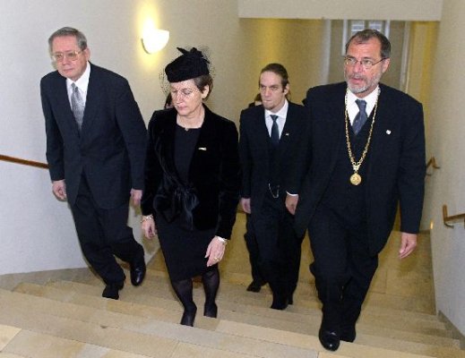 Baden-Württemberg PM Ulrich Mueller, Sonja, Björn & Mayor Horst Frank.jpg