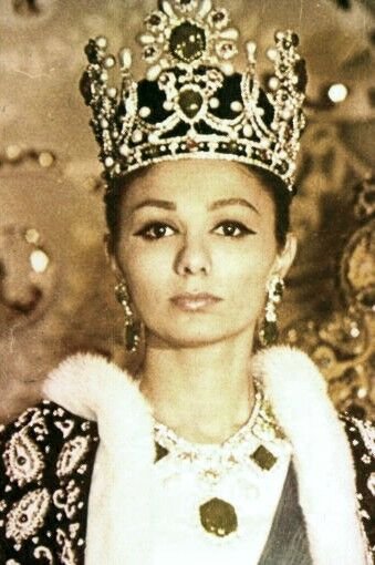 queen_farah_(noble_eyes).jpg