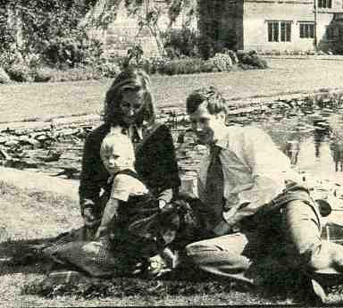 1976 - Brigitte mit Familie 1.jpg
