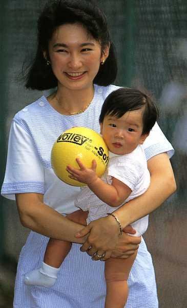 princess kiko & princess mako in Karuizawa(1992).JPG