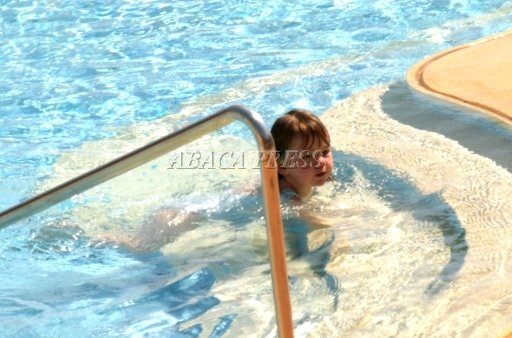 alexswimming05.jpg