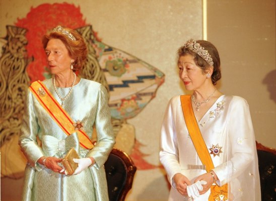 Empress Michiko & GD Josephine-Charlotte 1999.jpg