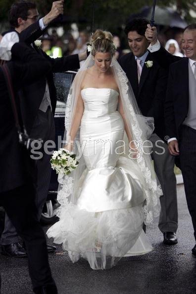 Tom Parker-Bowels Wedding - Sara steps from the car.jpg