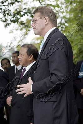 Lawatan ke Finland Agong and PM of Finland Matti Vanhanen 2.jpg