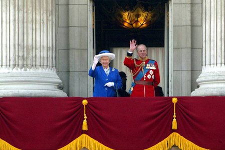 Trooping of the Colour Jun 2003.jpg