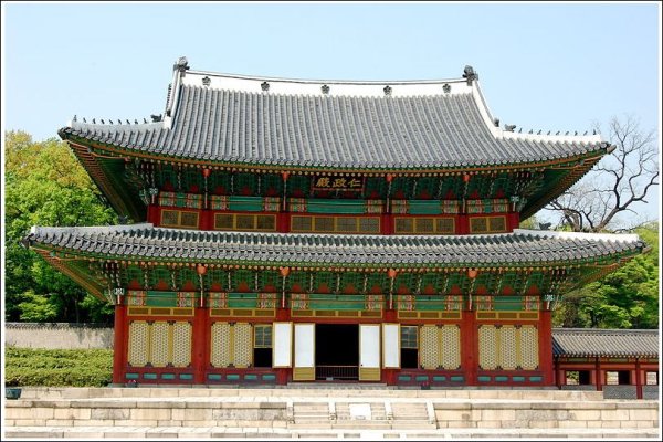 Changdeokgung Palace 1.jpg