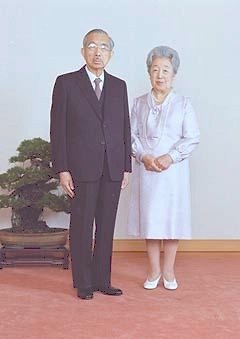TIM_Emperor_Hirohito___Empress_Nagako__1_.jpg