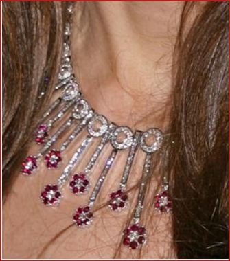 Cambridge Diamond & Ruby necklace 'wedding gift from a family friend' Dec11b.jpg
