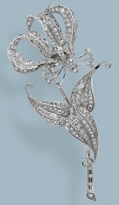 Flame Lily Brooch.jpg