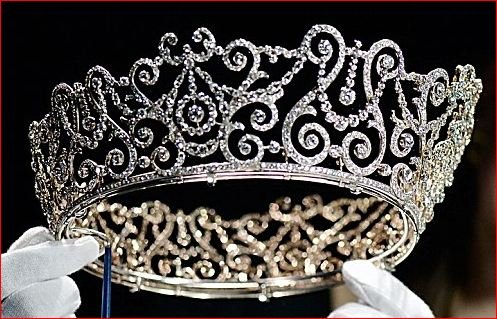 Delhi Durbar tiara.jpg