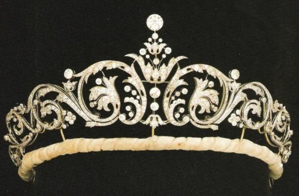 Tiara-Corbis.jpg