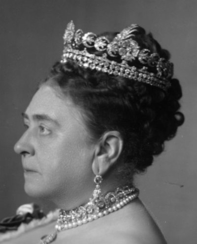 UK Teck Crescent Tiara.jpg