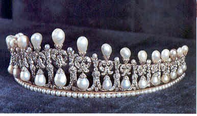 Bavaria Wittelsbach Lover's Knot Tiara.jpg