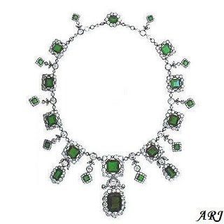 elana of aosta emerald necklace (1).jpg