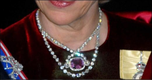3. Diamond necklace with Kunzite brooch attached.jpg