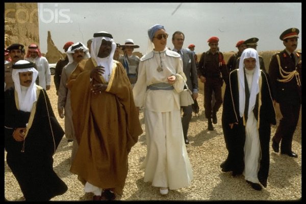 SaudiArabia sightseeing 1984.jpg