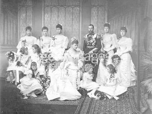 Duke of York, later King George V and bride Princess Mary of Teck 2.jpg