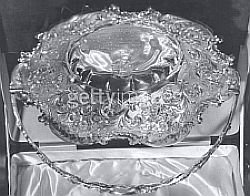 Elizabeth - Wedding gift oval silver fruit dish.jpg