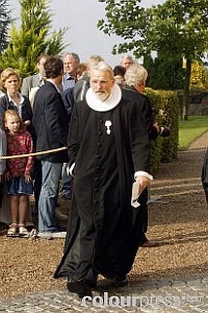 Count Bendt Wedell - Priest Erik Fonsboel.jpg