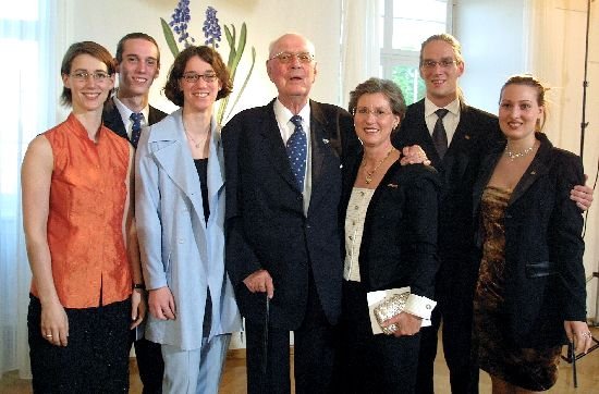 Bettina, Christian, Catherina, Lennart, Sonja, Björn, Diana 2002.jpe