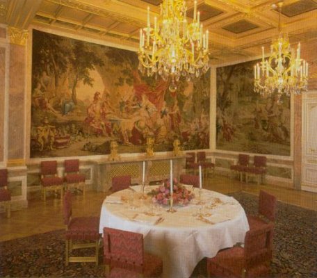 Palacediningroom.jpg