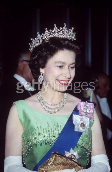 queen1971.jpg