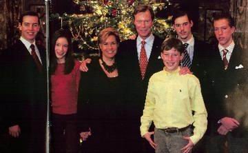 Christmas 2004 [2].jpg