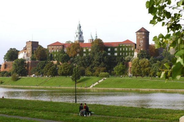 Wawel Castle Krakow 03 Vistula River.JPG