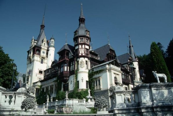 Peles Castle 01.jpg