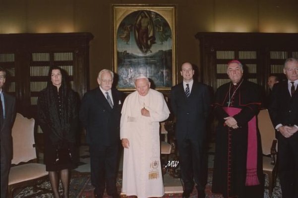 1997-12-20 John Paul II.jpg