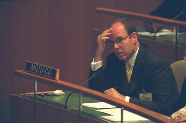 1998-09-28 UN general assembly.jpg