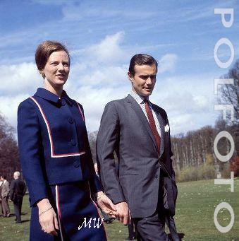 1967-05-00 Couple 01.jpg