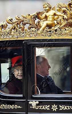 BRITAIN-ITALY-QUEEN-CIAMP_3.jpg