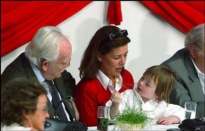 carolinemonaco2003-440.jpg