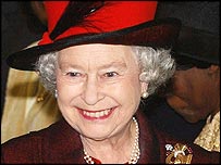 _40922883_queen_pa_203.jpg