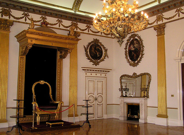 640px-%28Ireland%29_Dublin_Castle_Interior_%28Throne%29.jpg