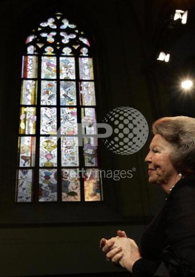 Queen Beatrix on 29 April 2005 2.jpg