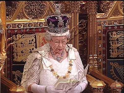 State Opening of British Parliament on 17 May 2005 6 Queen berucap.jpg