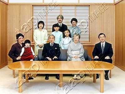 JAPAN-NEW YEAR-ROYAL FAMILY.jpg