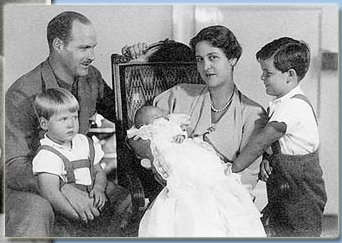 Hessen Donatus, Cecilie, children 1939.jpg