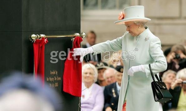 HerMajestyWomenMonumentWhiteHall9thJuly.jpg