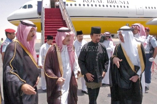 Sultan Hassan al Bolkiah.jpg