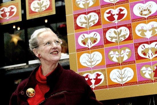 Margrethe & julemaerken 2003.JPG