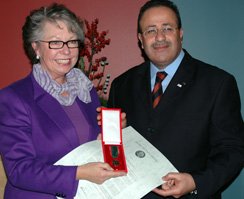 Henry Dunant medaljen fr Röda Korset, 15 dec 2005_2.jpg