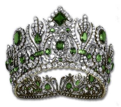 Maria-Louise's Emerald Tiara 3-Austria.jpg