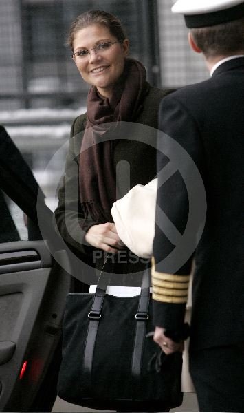 Royals_Arrive_Oslo_20-UKP.jpg