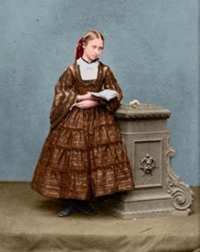 louise as a young girl.jpg