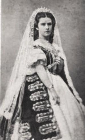 kaiserin in hungarian costume.jpg